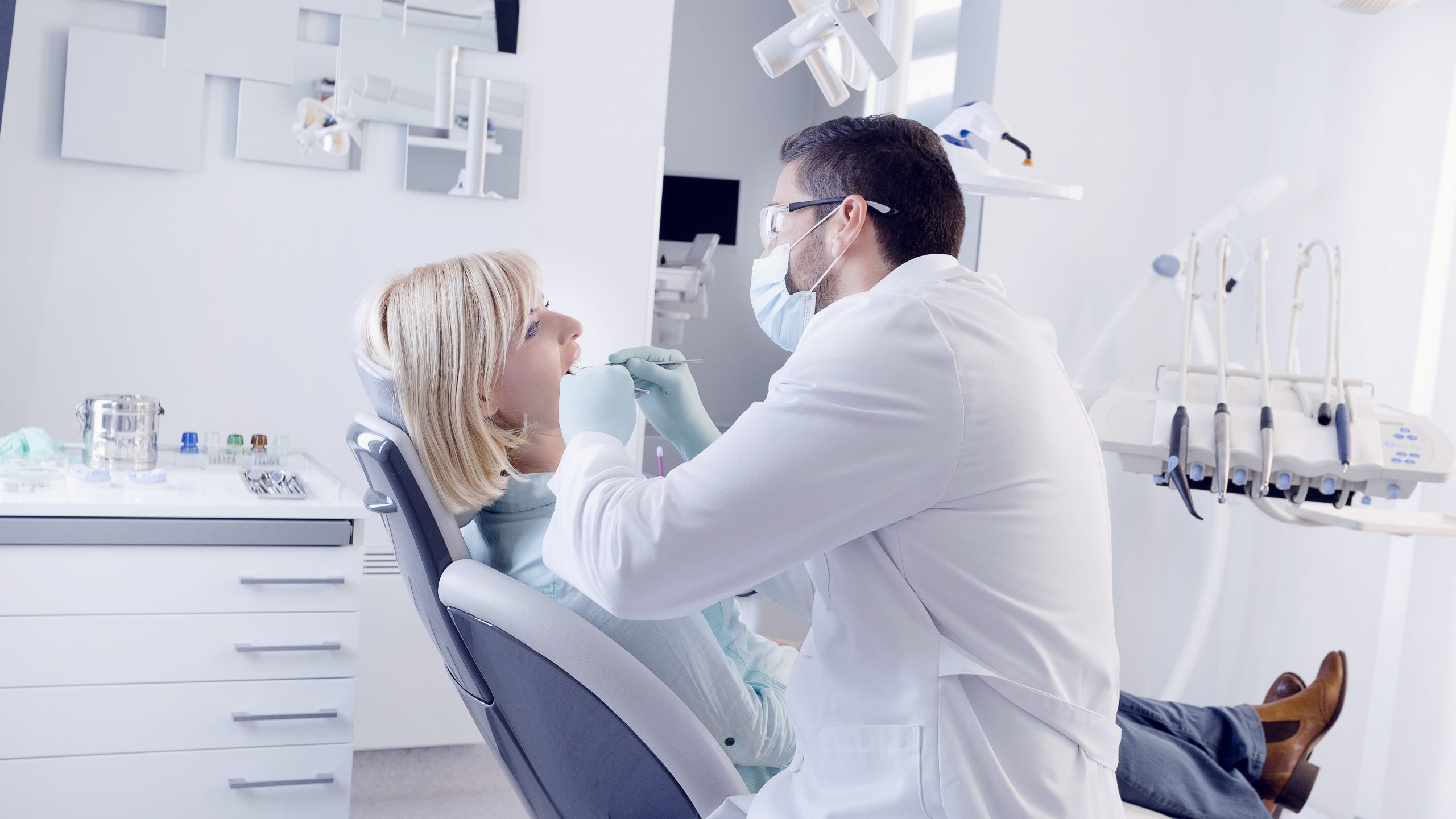 Dentist in Earlimart, CA
